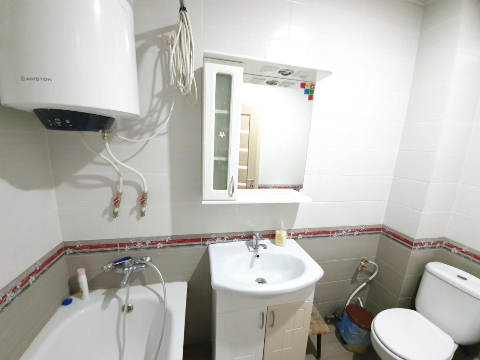Tourist Home At Stefan Cel Mare With 2 Rooms Chişinău Esterno foto