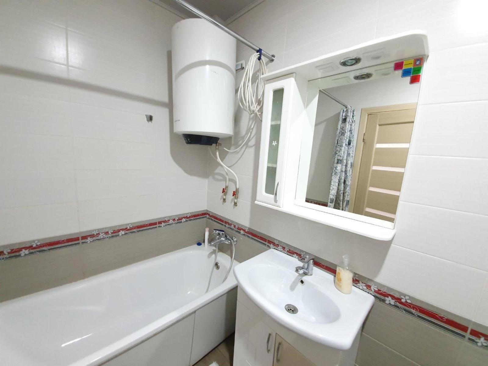 Tourist Home At Stefan Cel Mare With 2 Rooms Chişinău Esterno foto