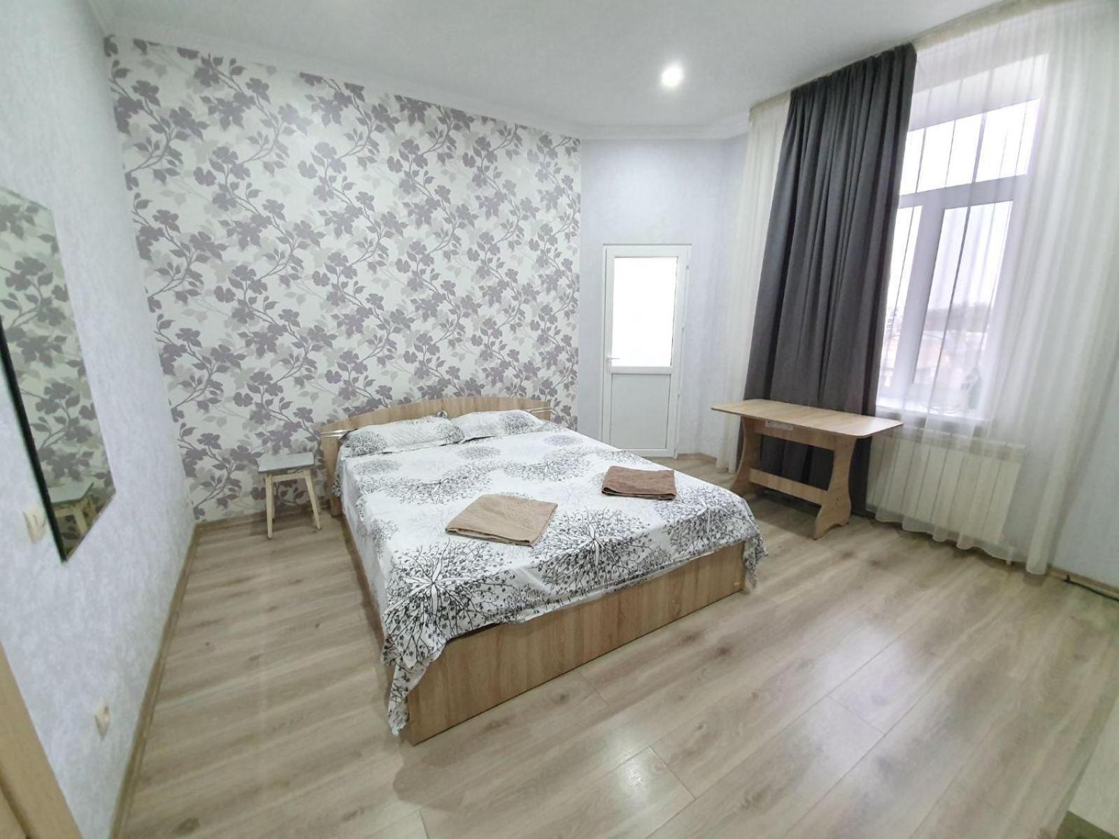 Tourist Home At Stefan Cel Mare With 2 Rooms Chişinău Esterno foto